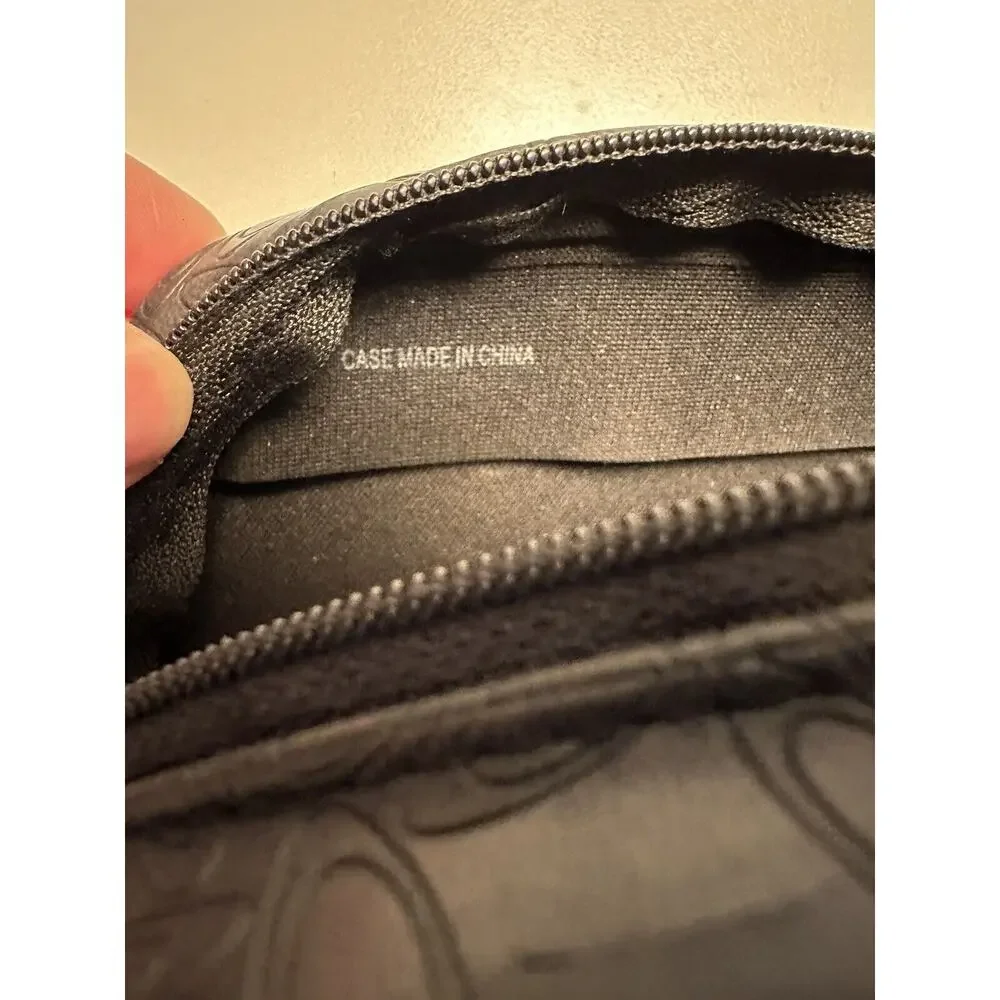 Oakley sunglasses black soft shell vinyl case with wrist strap